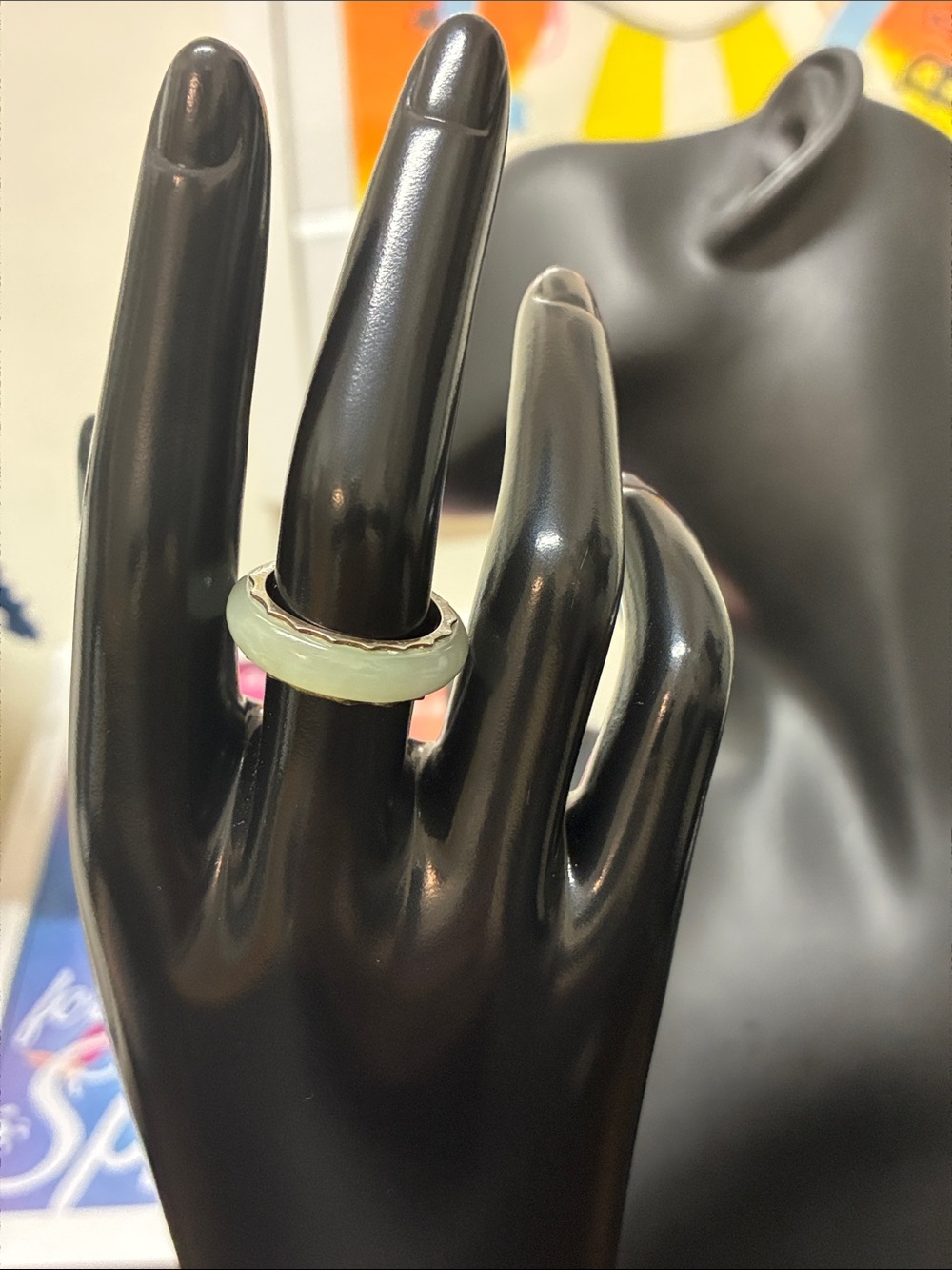 Vintage Mid Century Modern 60s/70s Green Jadeite Jade Silver Scalloped Ring